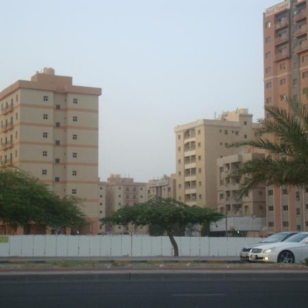Red Tower Furnished Apartments Mahboula Værelse billede